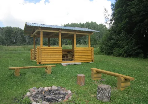 Одна из беседок